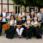 Buchdrucker mit mehreren schwachen Angriffswellen